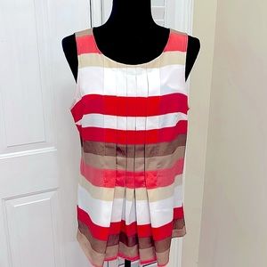 NEW YORK & COMPANY Wide Striped Pleated Front Fit and Flare Blouse - Medium